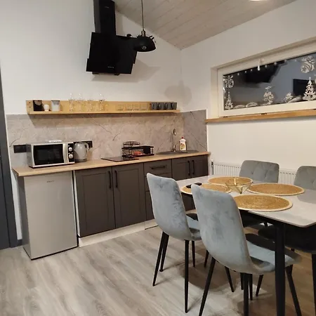 Family House Volosianka 度假居 *